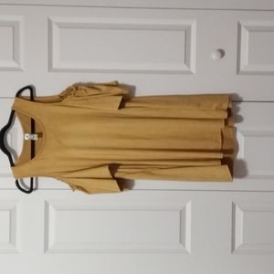 A dress that is pretty for the fall size small in women's